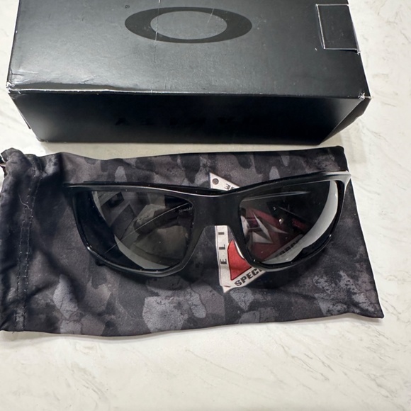 Oakley Sunglasses - Gibston Prism Polarized main image 4